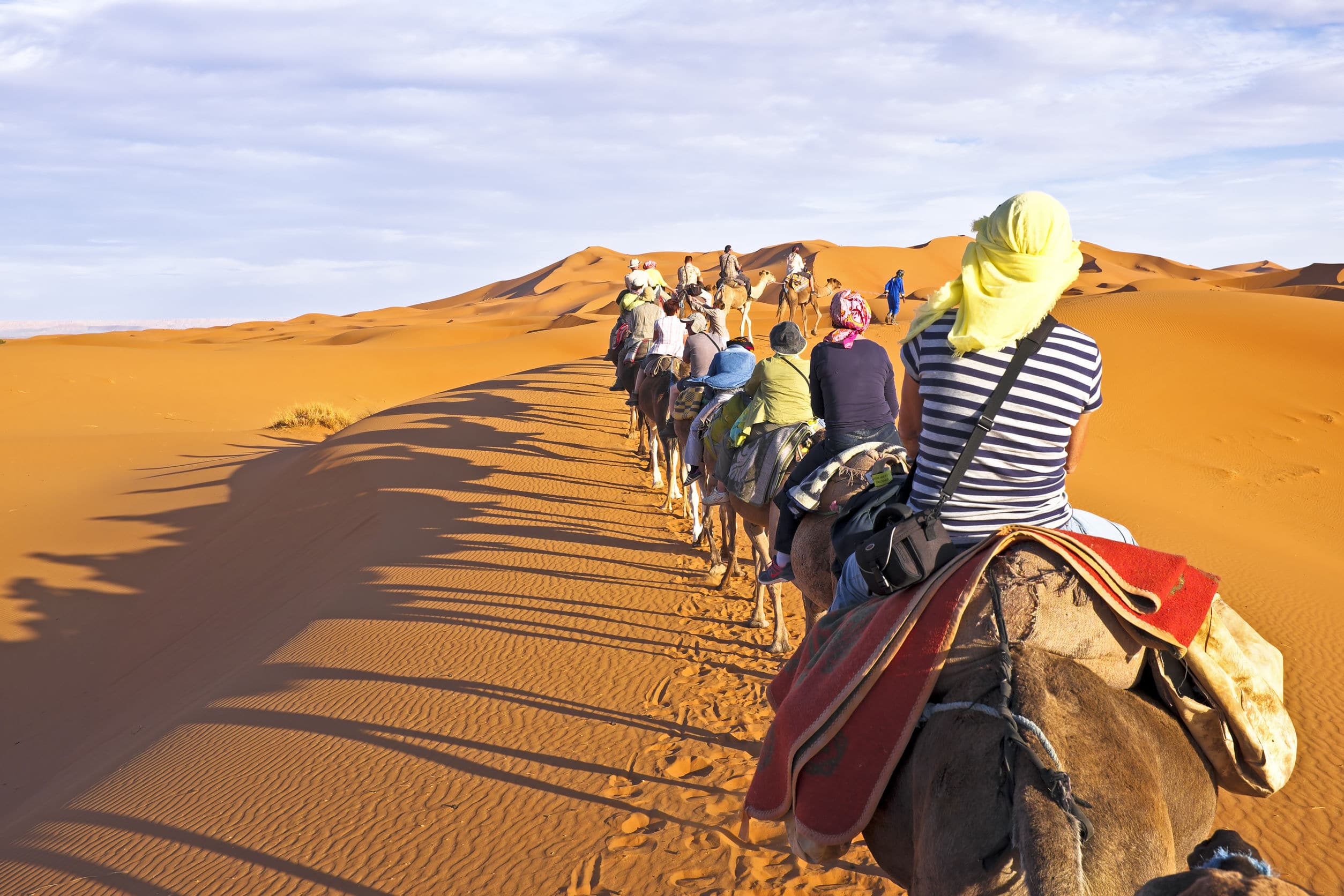 PASEO EN CAMELLO POR EL DESIERTO