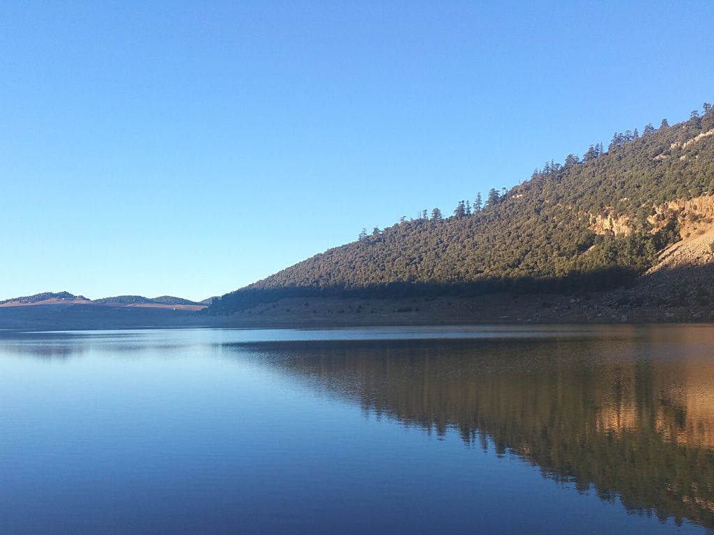 Lago Azigza Marruecos