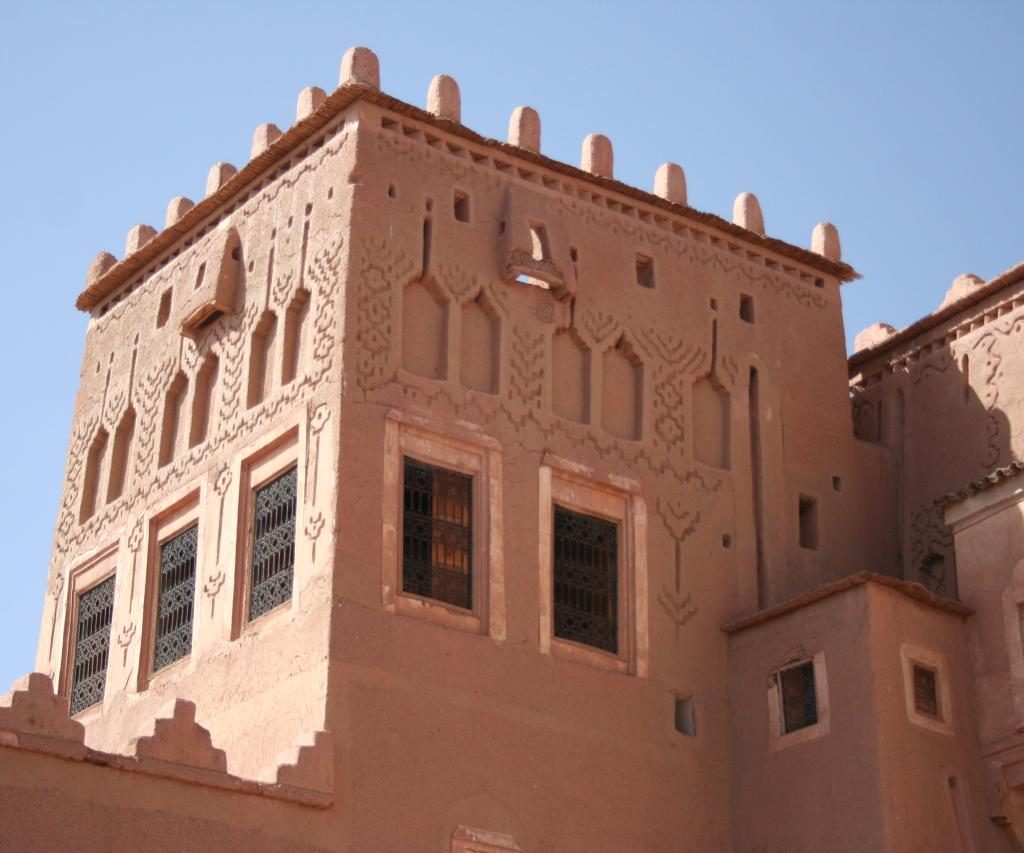 Decoración De La Torre De Una Kasbah En El Sur De Marruecos