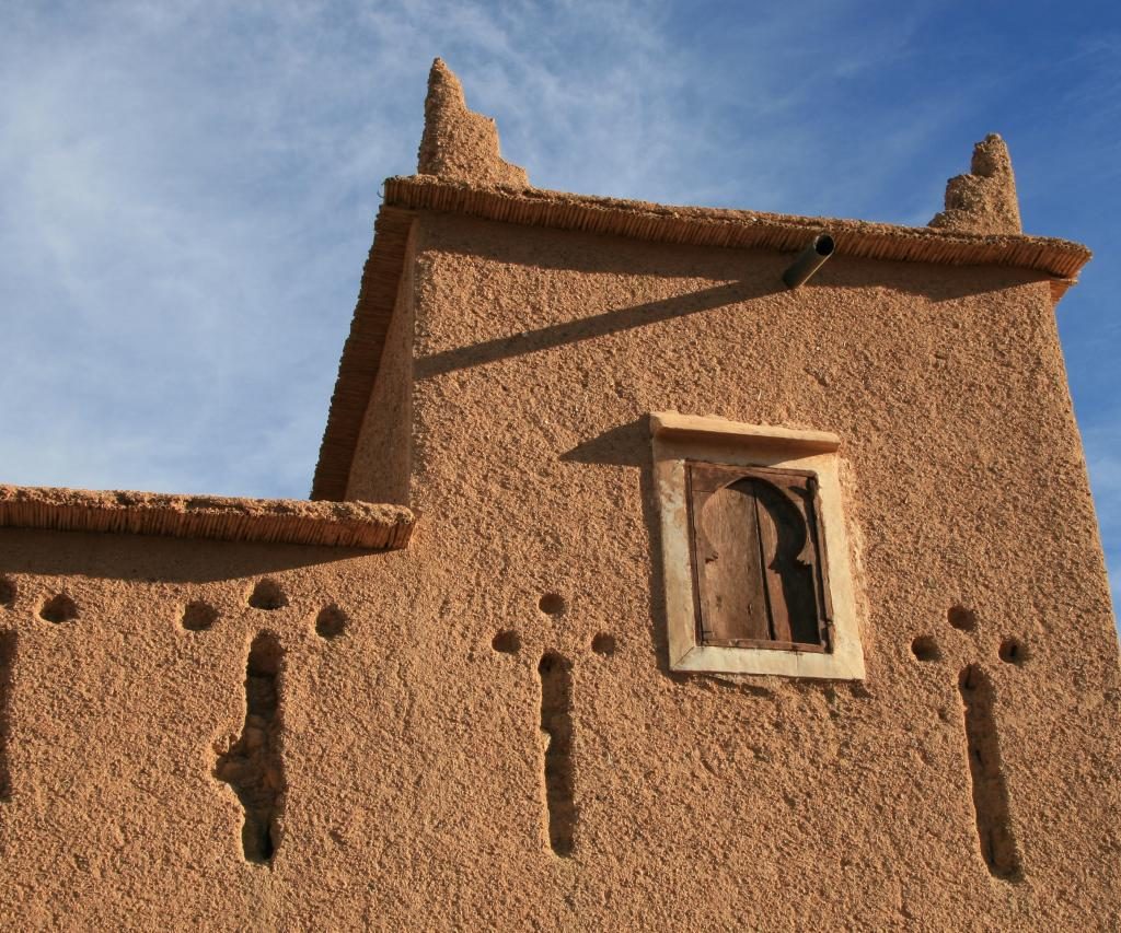 Casa Estilo Kasbah Marroquí Hecha De Barro