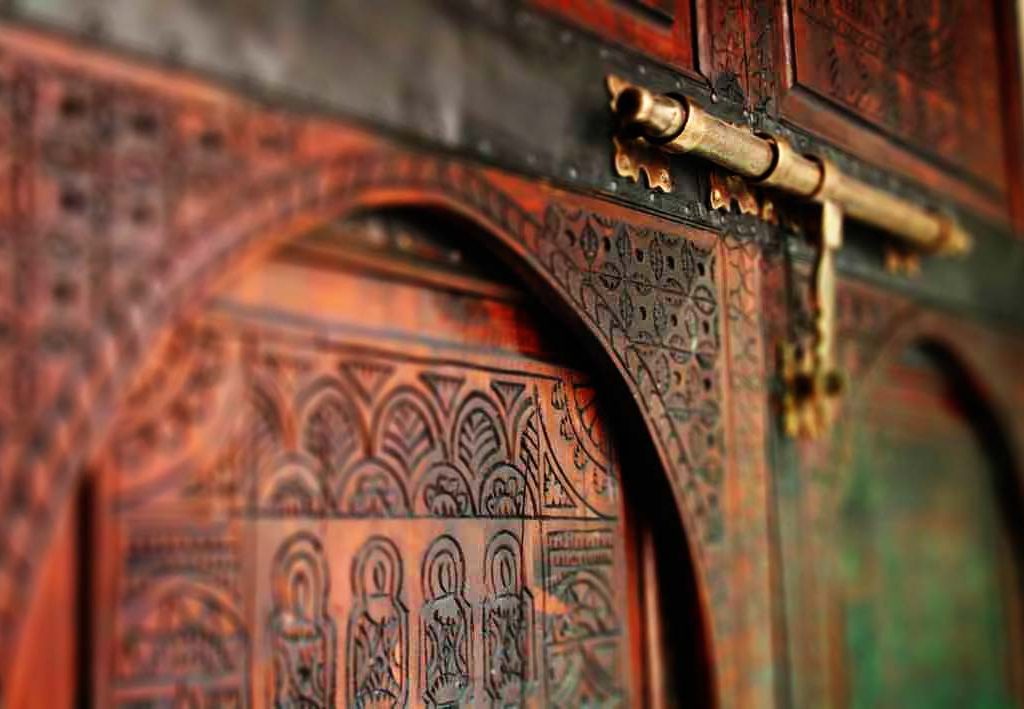 Puerta De Madera En Marrocos